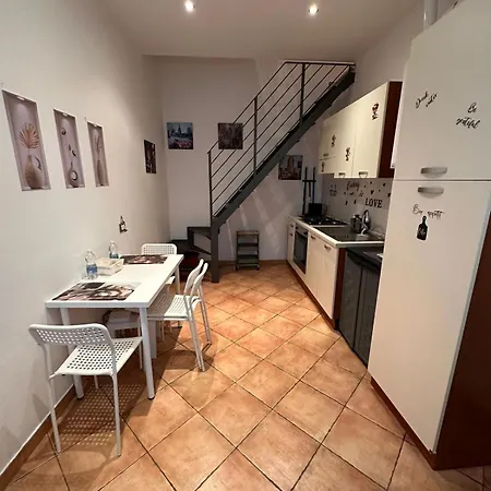 Casina Casetta - Su 2 Livelli - Vicino Al Centro Storico * Plaisance